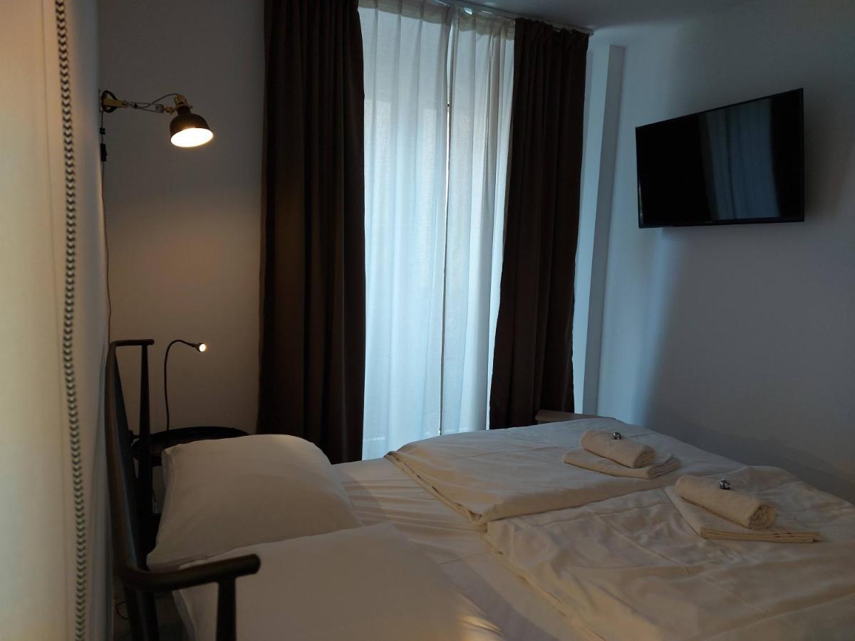 Bed & Breakfast Mozaik Любляна Екстериор снимка